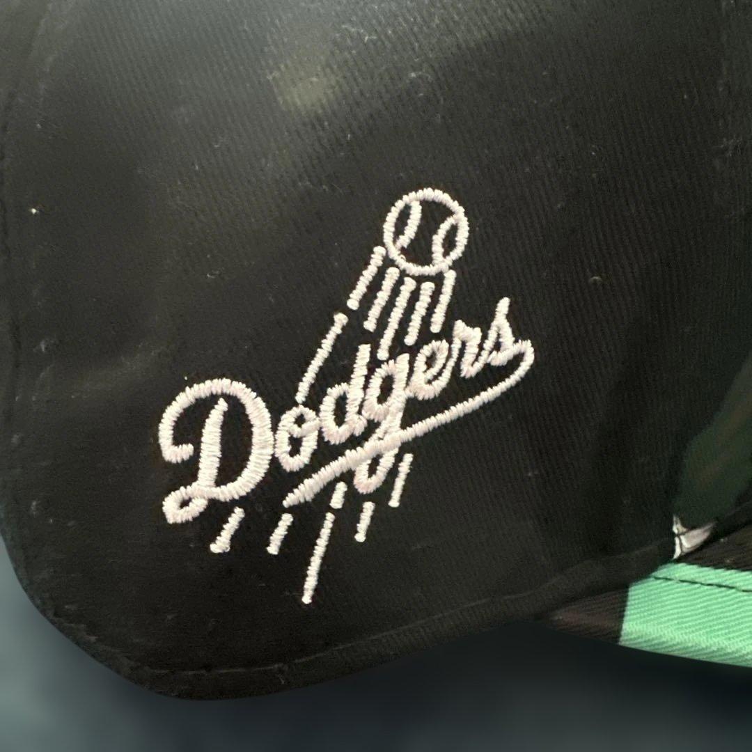 【2個セット】　ドジャース【8/15日来場者限定】鬼滅の刃キャップ