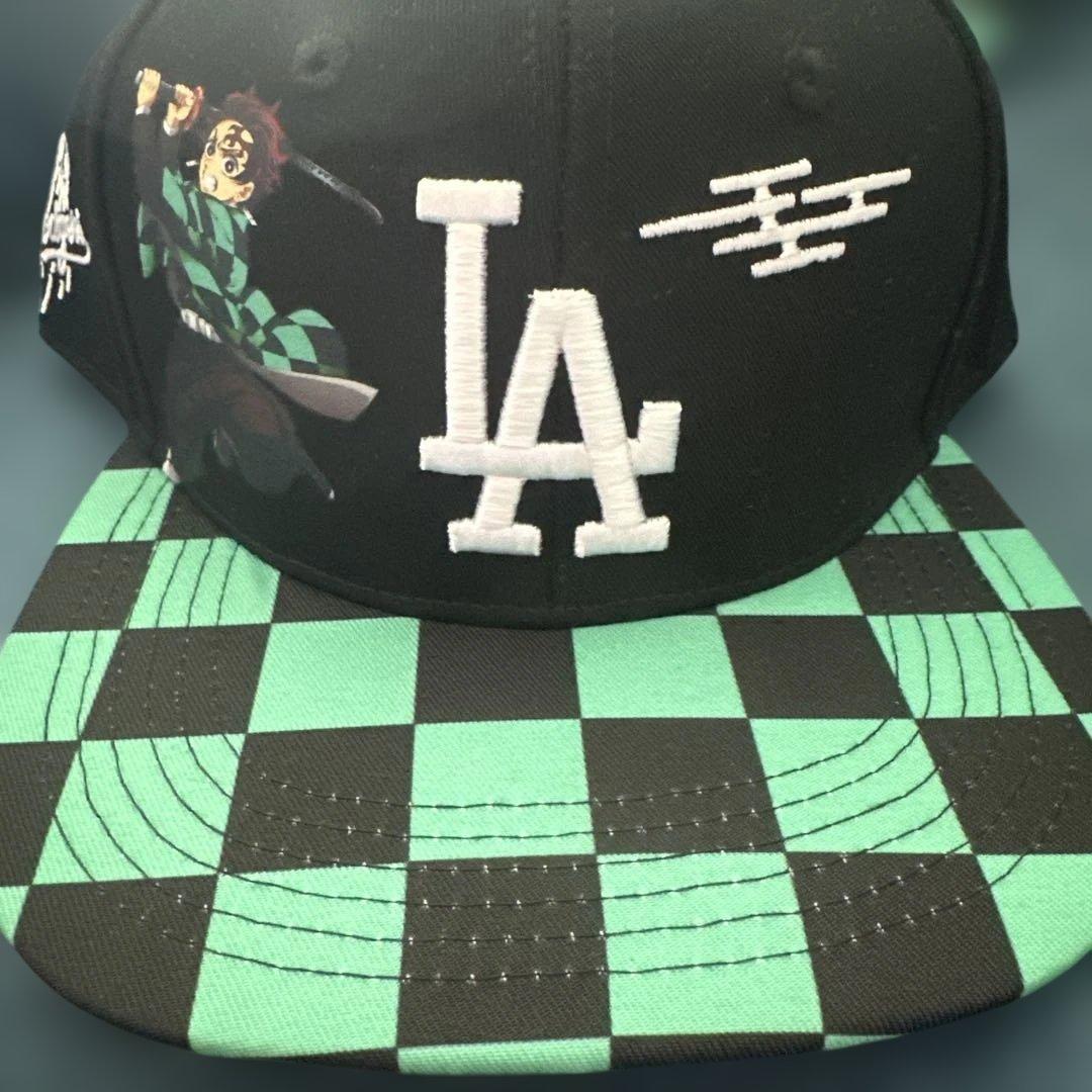 【2個セット】　ドジャース【8/15日来場者限定】鬼滅の刃キャップ
