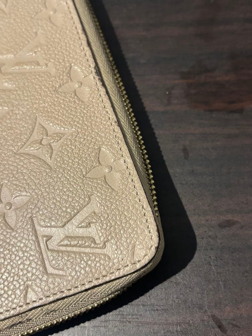 Louis Vuitton ヴィトン　アンプラント　ラウンドファスナー長財布