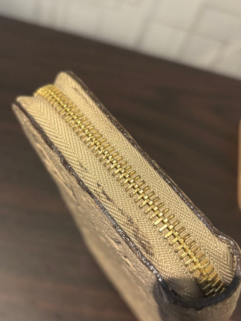 Louis Vuitton ヴィトン　アンプラント　ラウンドファスナー長財布