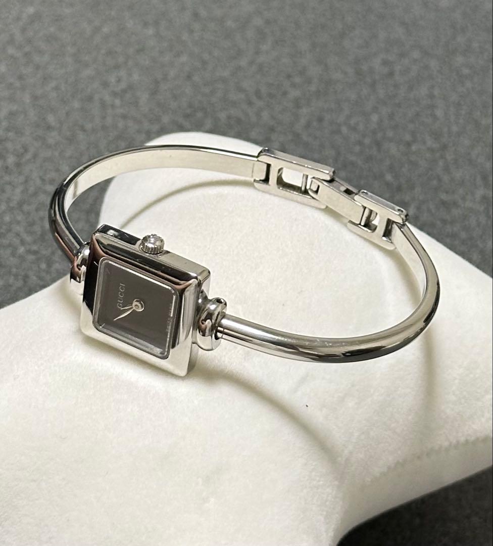 GUCCI バングルウォッチ1900L アナログ クウォーツ 黒文字盤