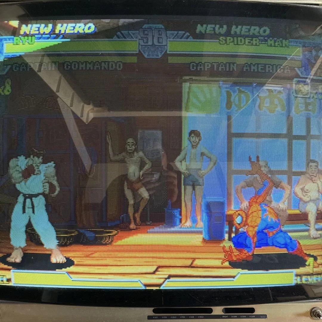 アーケード基板　cps2 MARVEL VS. CAPCOM