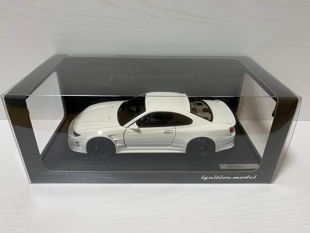 1/18 イグニッションモデルVERTEX S15シルビア