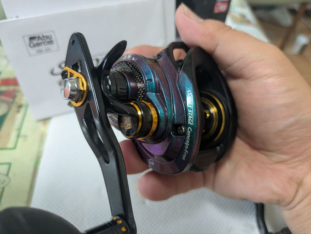 アブガルシア 19 ソルティーステージ　コンセプトフリー 左ハンドル