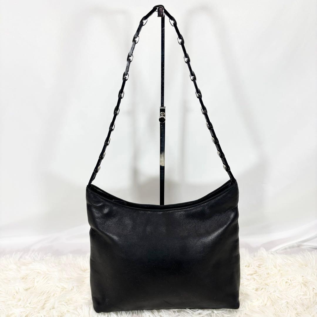 美品✨フェラガモ ショルダーバッグ ワンショルダー 肩かけ 手持ち イタリア製