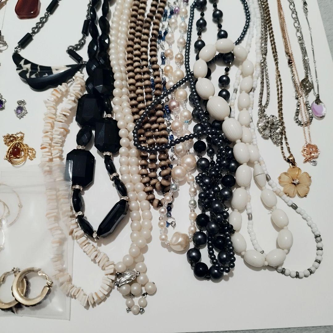 d*7様 アクセサリー　ネックレス　ブローチ　イヤリング　まとめ売り