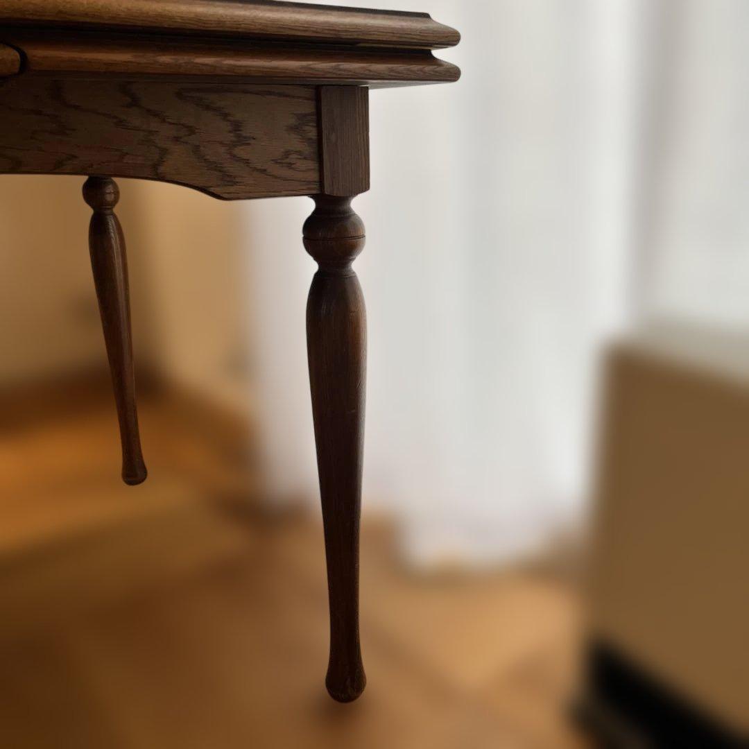 ダイニングテーブル