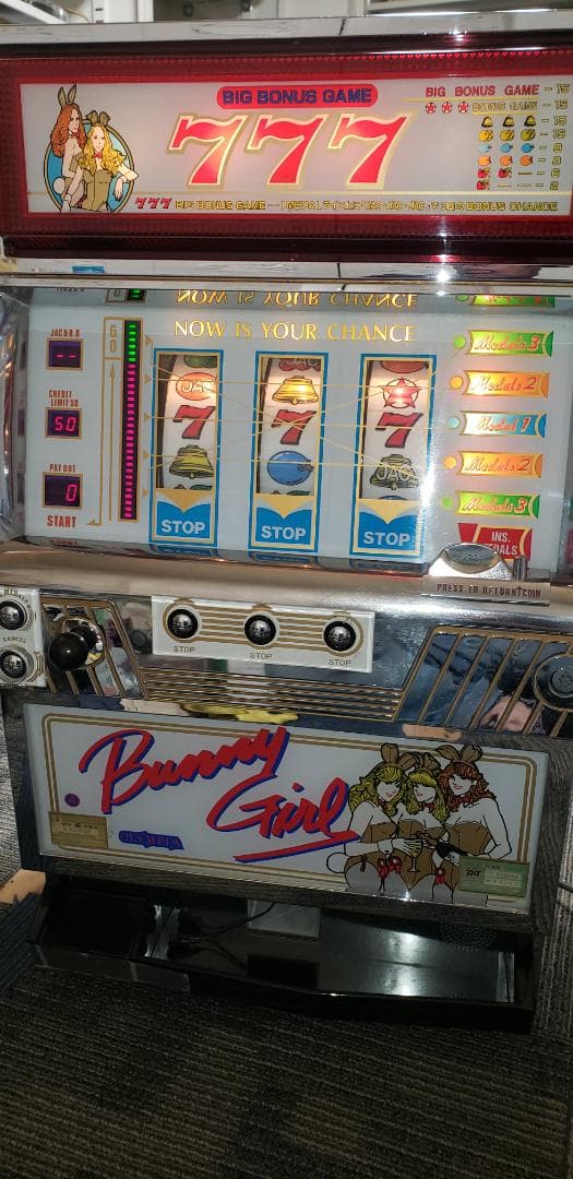 た*こ様 ♪パチスロ実機　レトロ　オリンピア　バニーガール　不要機付き♪