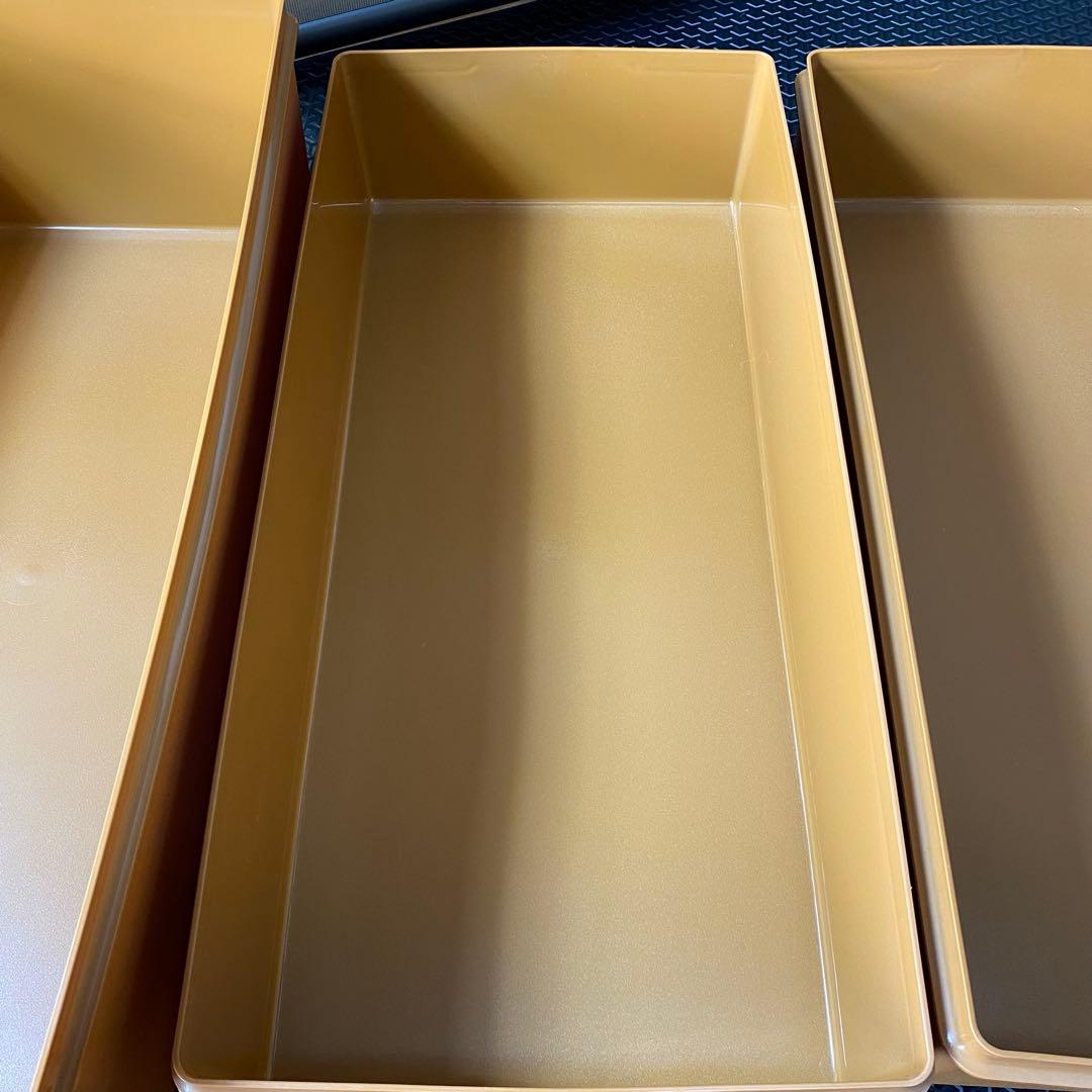 タッパーウェアの衣装ケース　3個セット