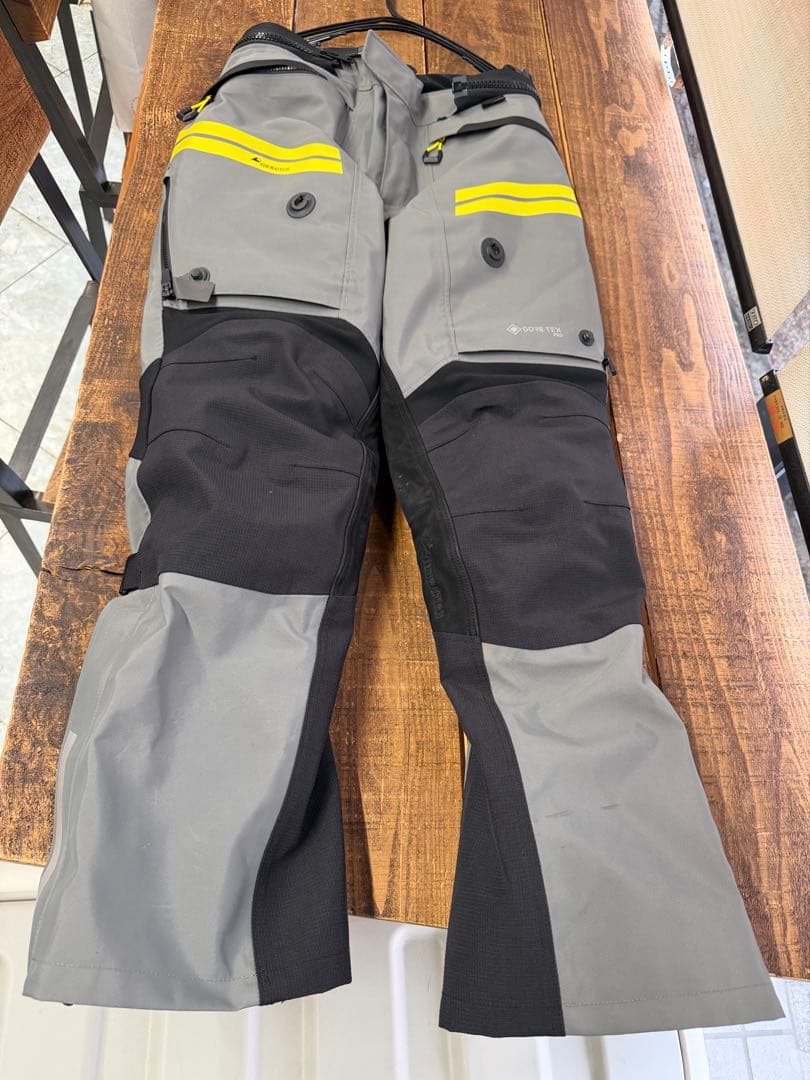 t*e様 バイク用パンツ Mサイズ グレー/ブラック