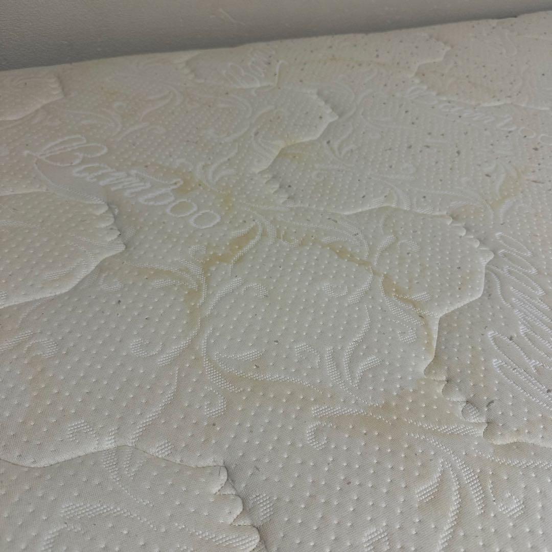 セミダブル　シーリー　マットレス　Sealy フレーム　ニトリ