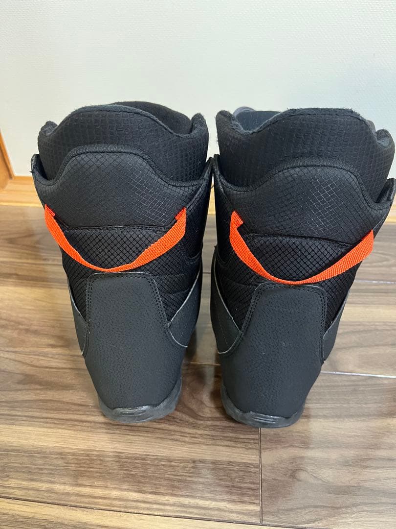 ブラック スノーボードブーツ(子ども用)22㎝