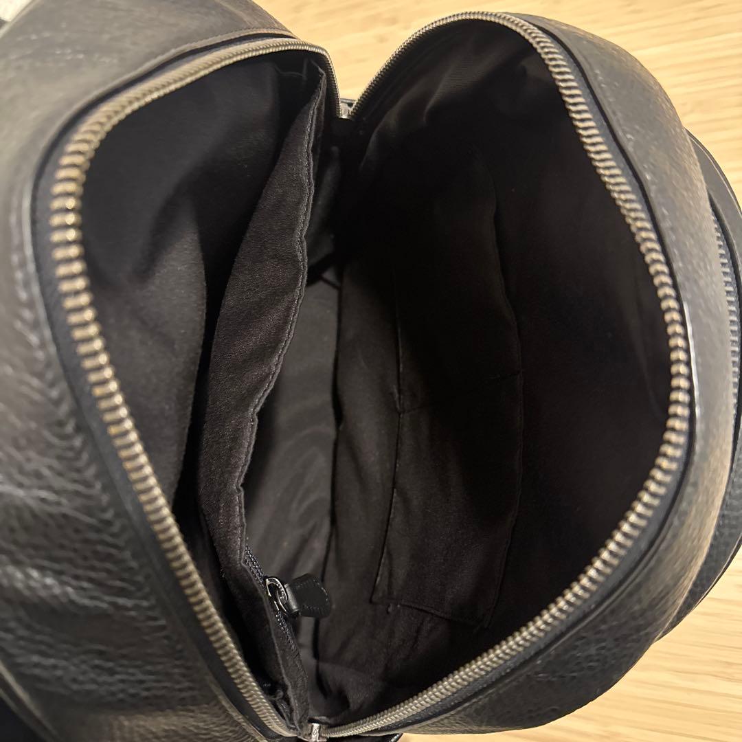 コーチ　ブラックレザーバックパック
