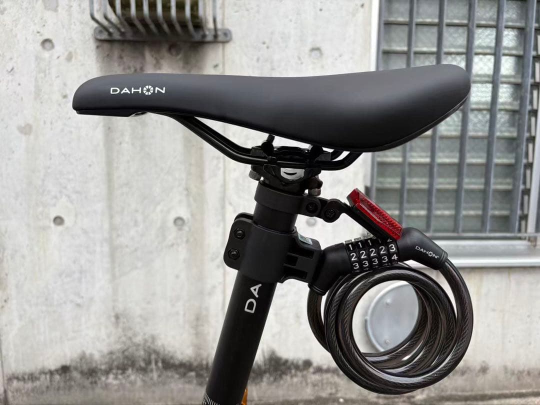 DAHON K3Plus自転車ブラック×ホワイトグラデーショ k9x 【未使用】