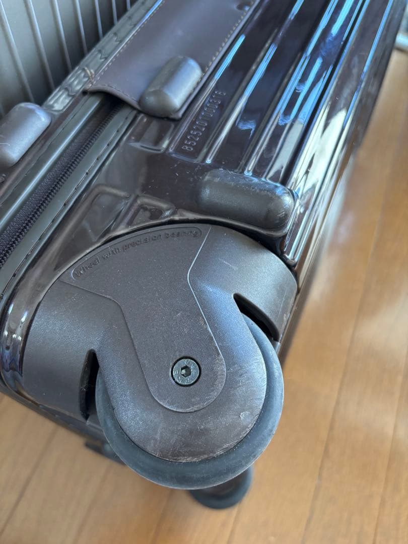 【〜5/6限定】リモワ　機内持込み　二輪　スーツケース