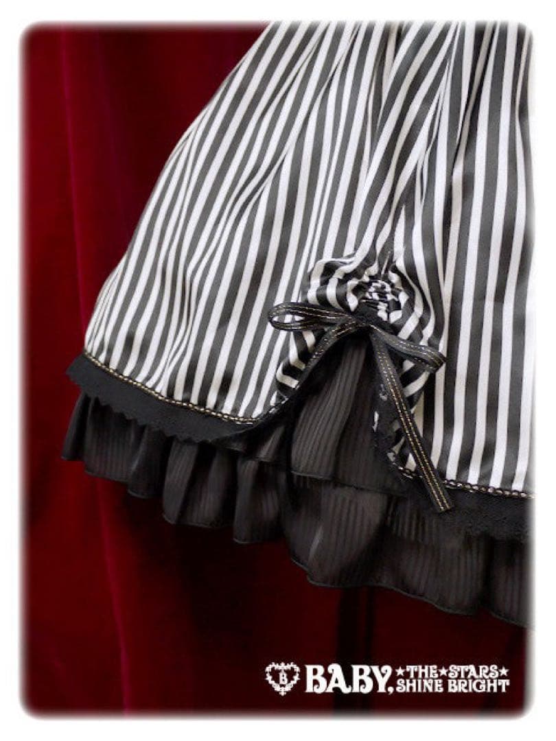 BABY 薔薇咲く夜のHocus-Pocus黒ねこジャンパースカート