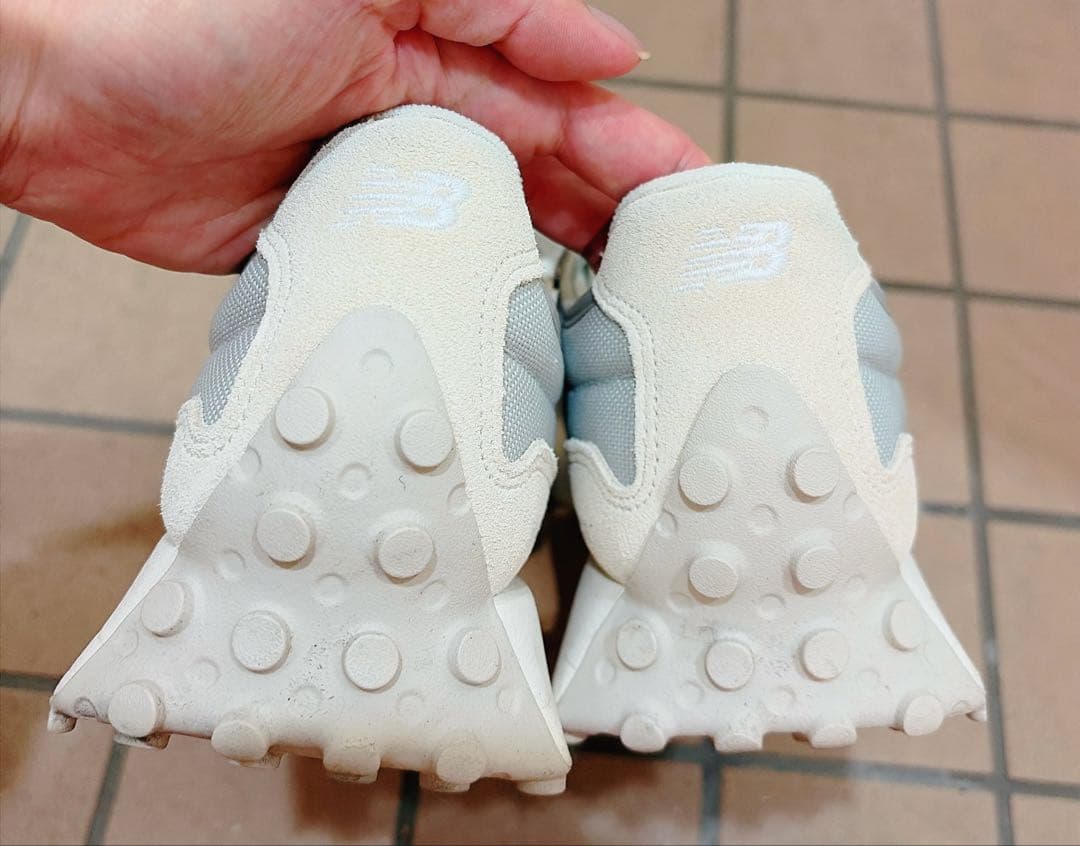 ニューバランス327 24.5センチ