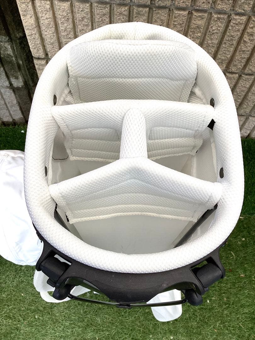 u*n様 ナイキスポーツライトスタンドキャディバッグ