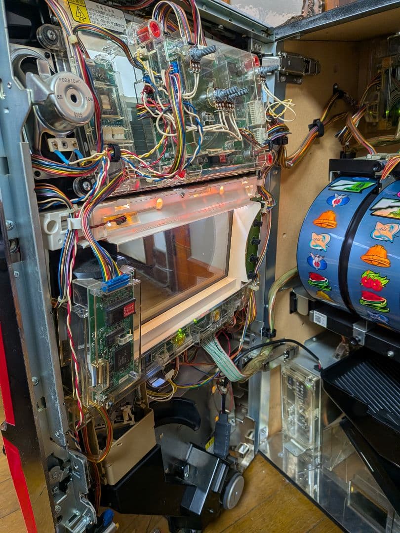 パチスロ 実機 エウレカセブン 初代【不要機】【送料無料】