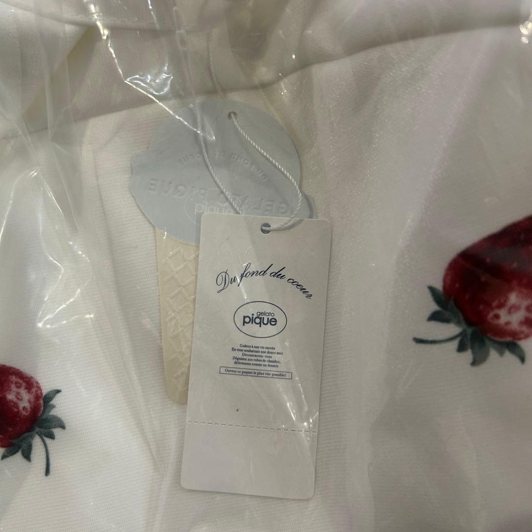 ジェラートピケ ONLINE限定 モチーフビーズクッション いちご柄