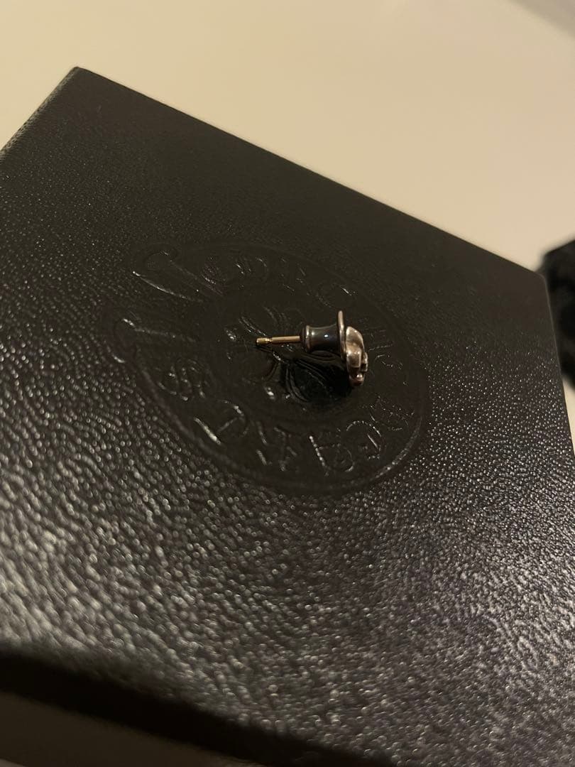 みかん　　　　　【美品・正規品】CHROME HEARTS フレアピアス