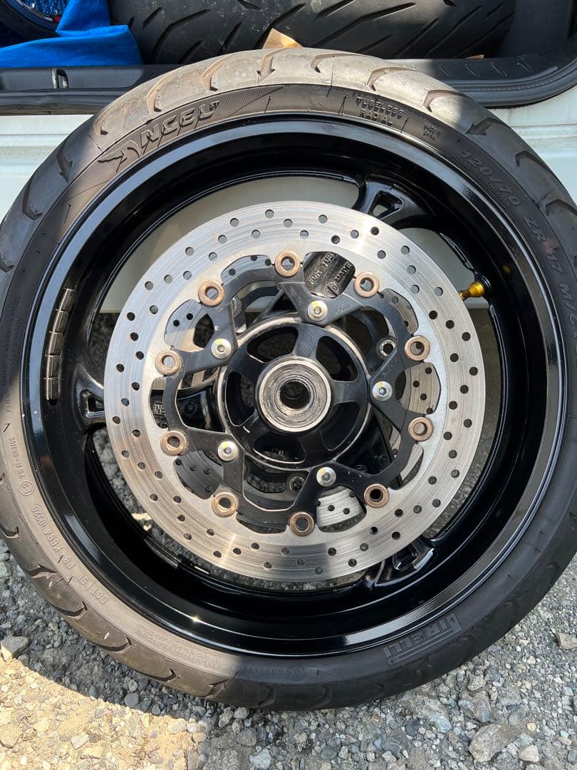 スズキ隼2型 純正ホイール