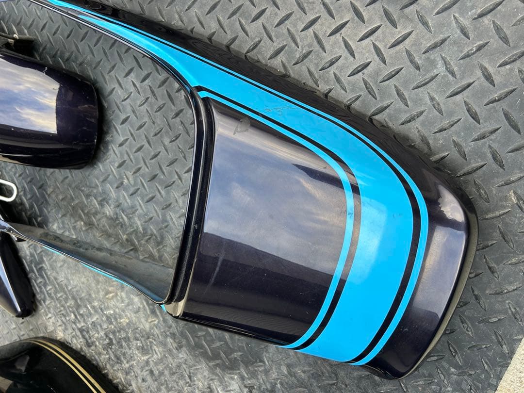 ぴ*様 ✨️ゼファー400外装セット✨️