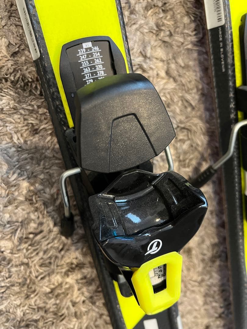 シュトロイレ　スキー板160