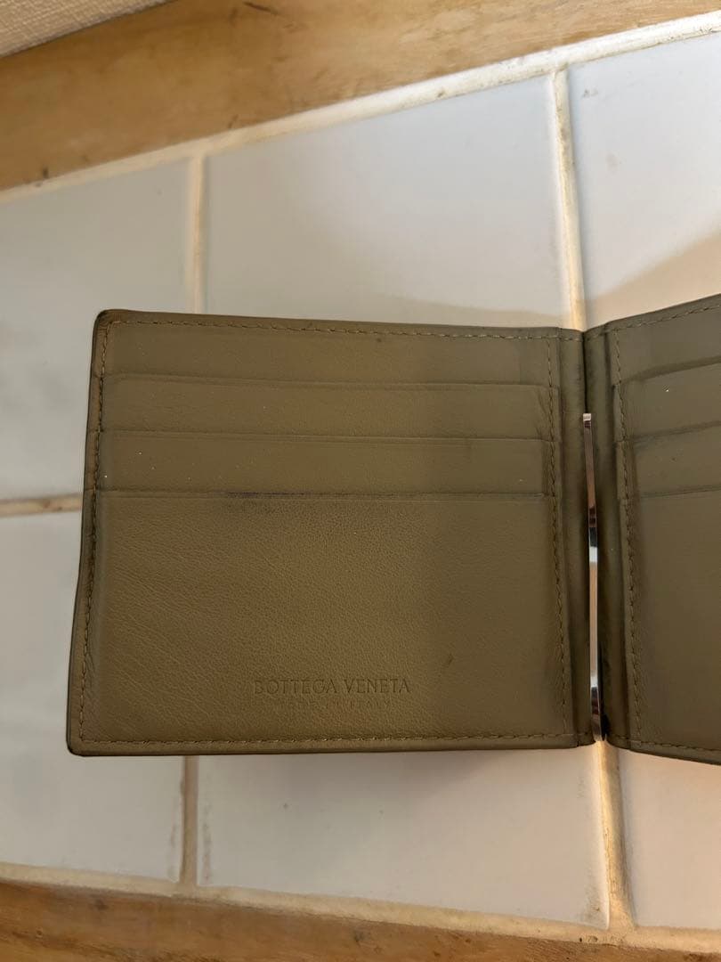 【値下げしました！】ボッテガヴェネタ　イントレチャート　マネークリップ　ベージュ