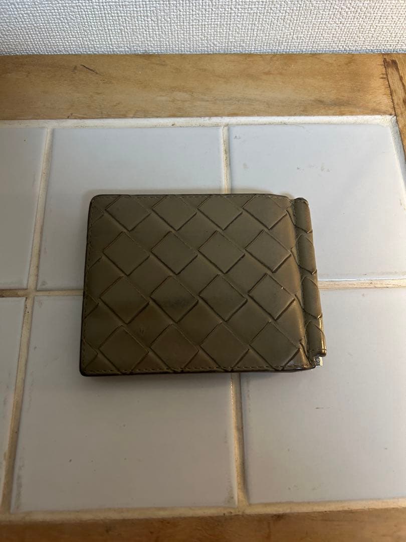 【値下げしました！】ボッテガヴェネタ　イントレチャート　マネークリップ　ベージュ