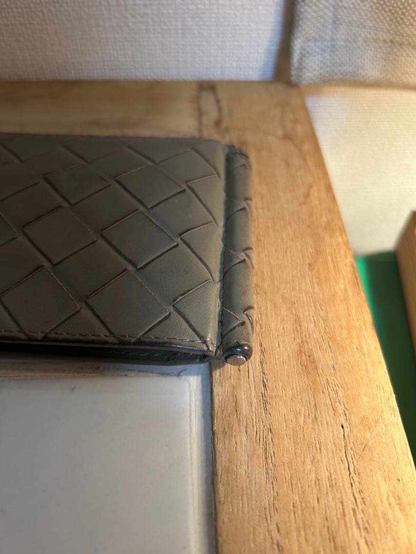 【値下げしました！】ボッテガヴェネタ　イントレチャート　マネークリップ　ベージュ