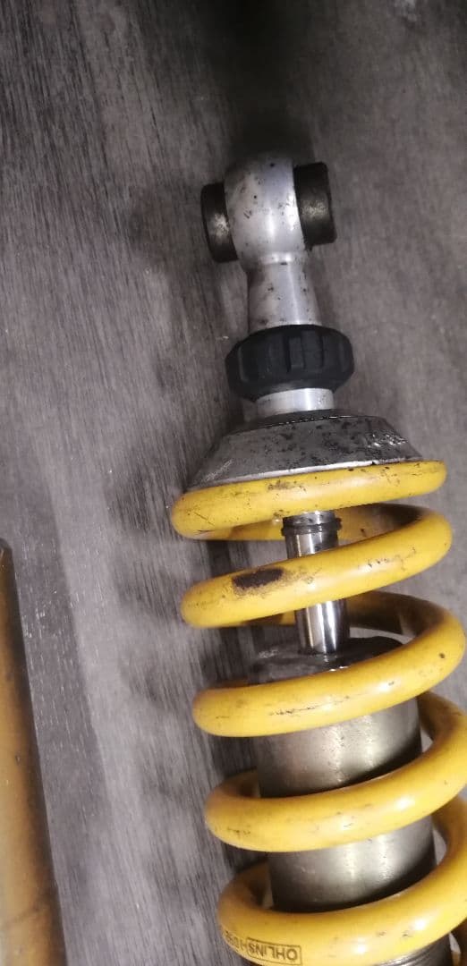 vtr1000　オーリンズ　リアサスペンション