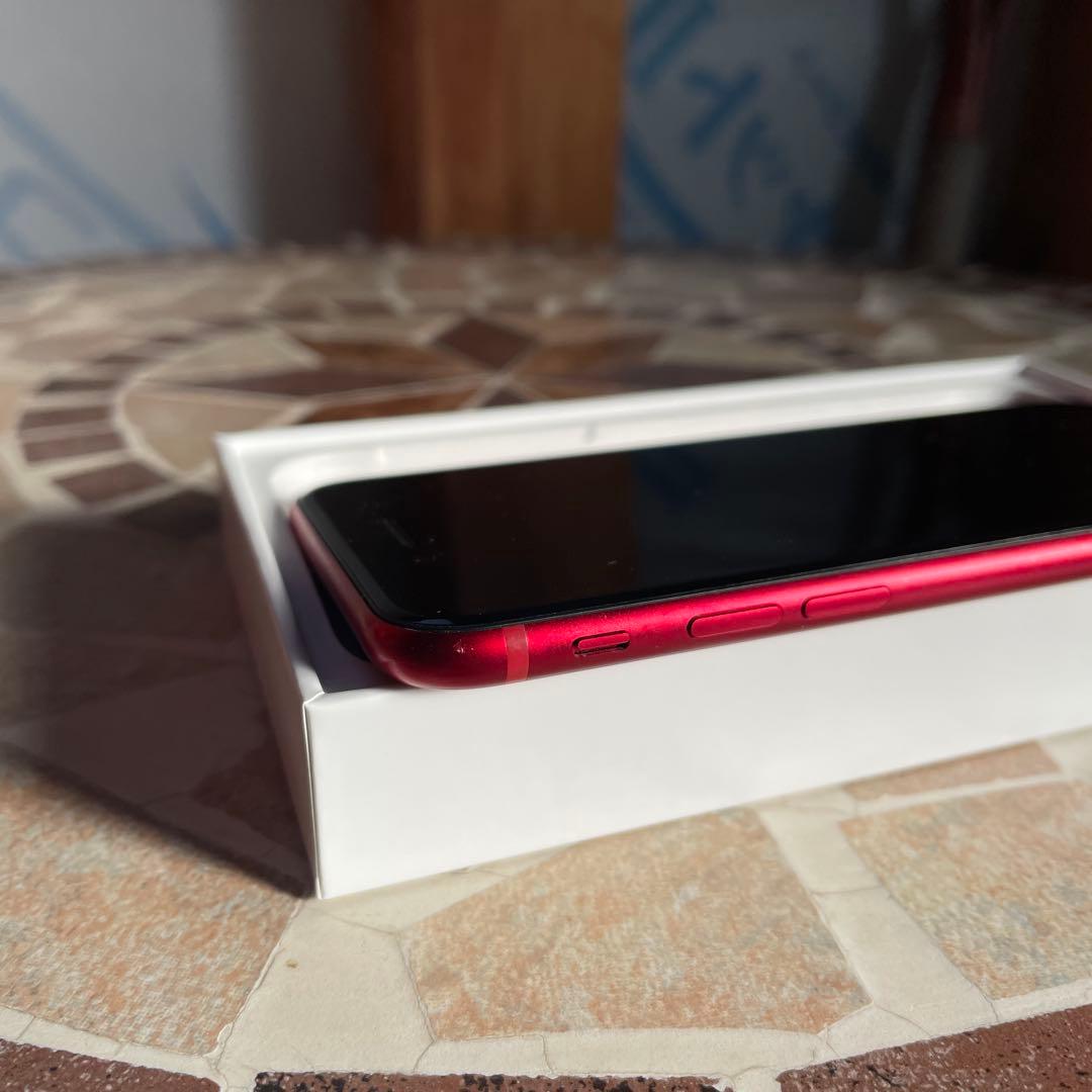 Apple iPhone SE (第3世代) レッド 64GB