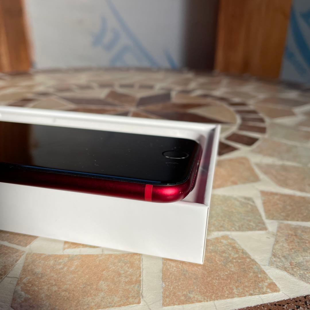 Apple iPhone SE (第3世代) レッド 64GB