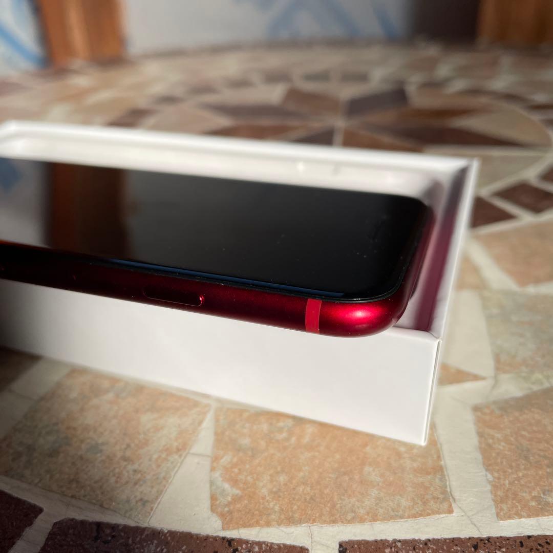 Apple iPhone SE (第3世代) レッド 64GB