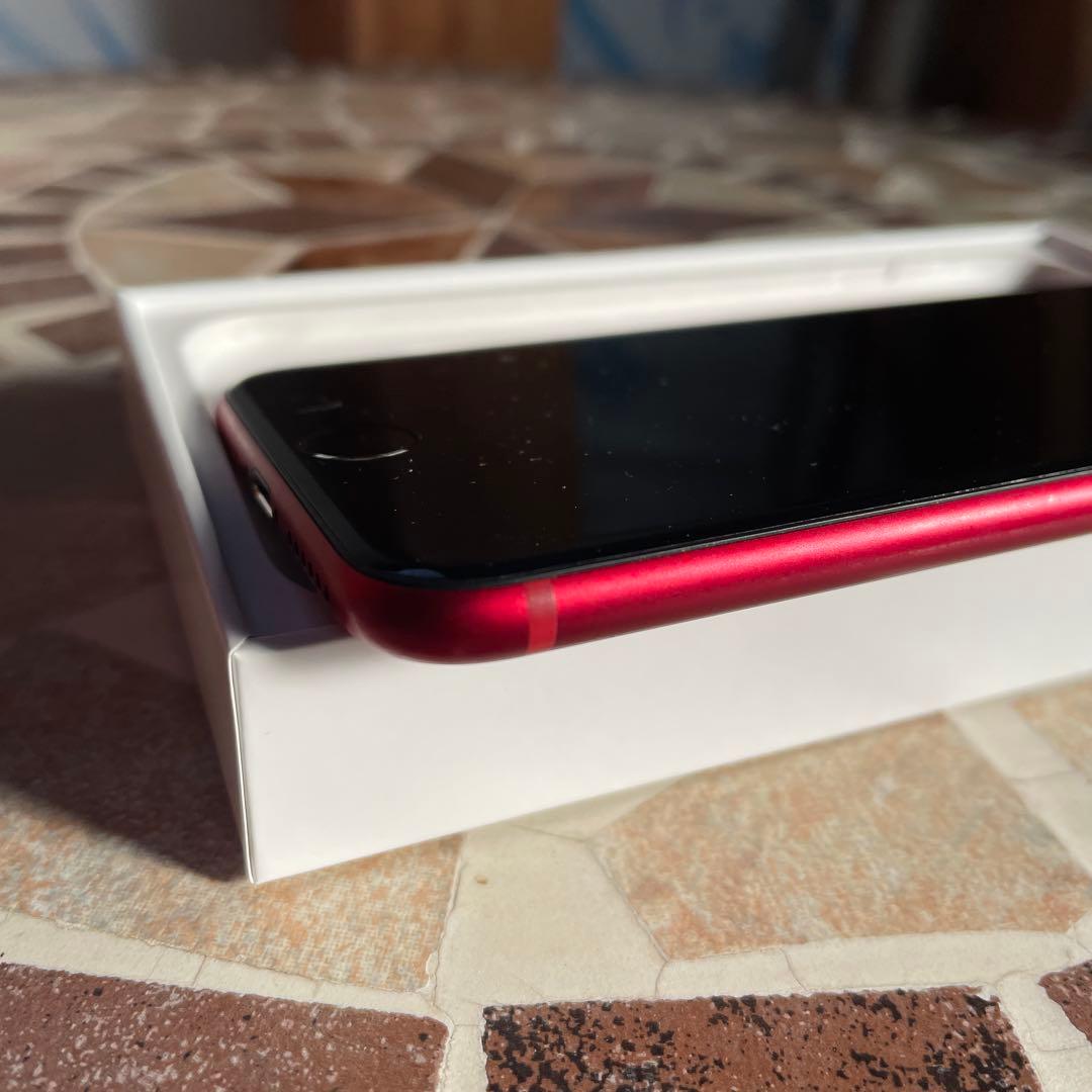 Apple iPhone SE (第3世代) レッド 64GB