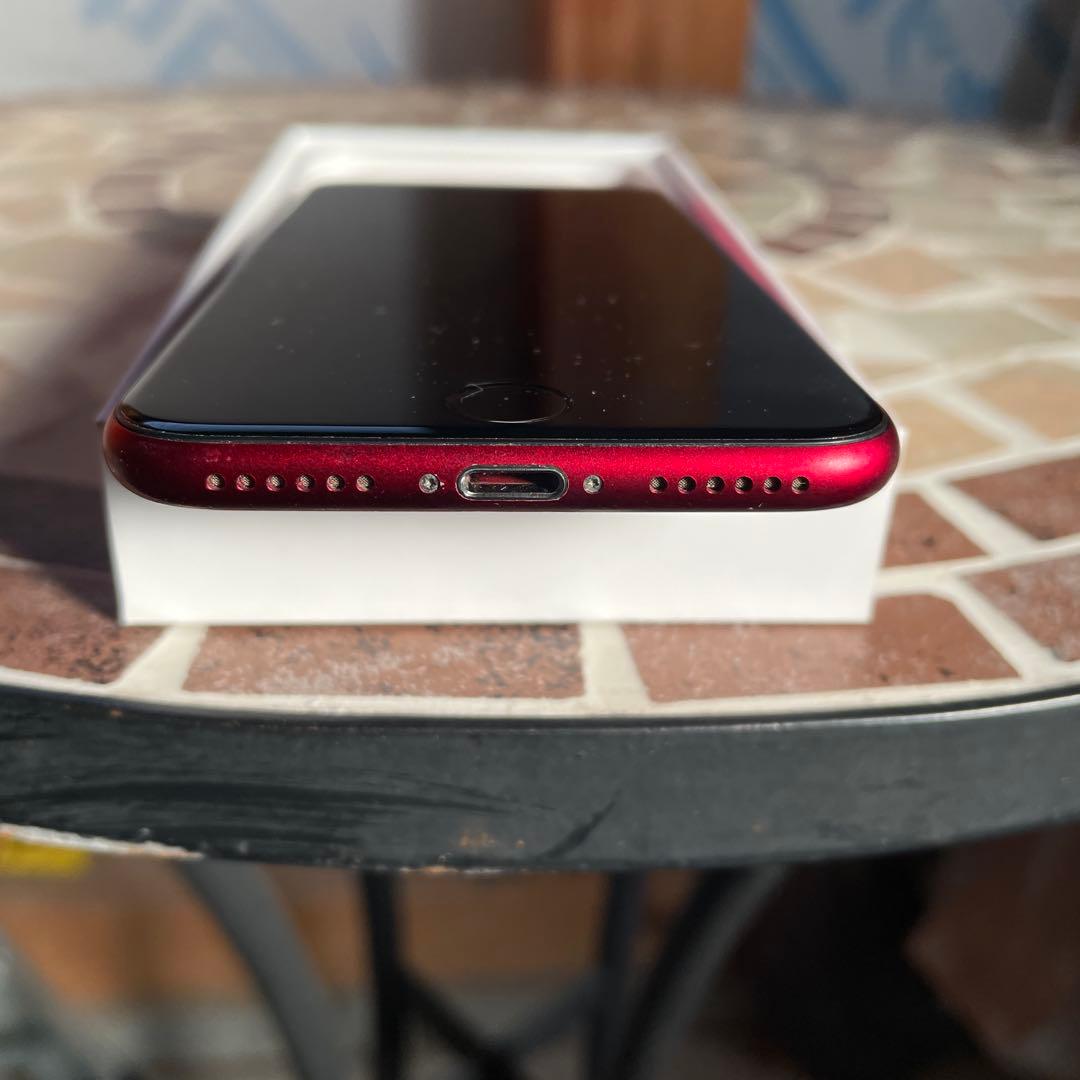 Apple iPhone SE (第3世代) レッド 64GB