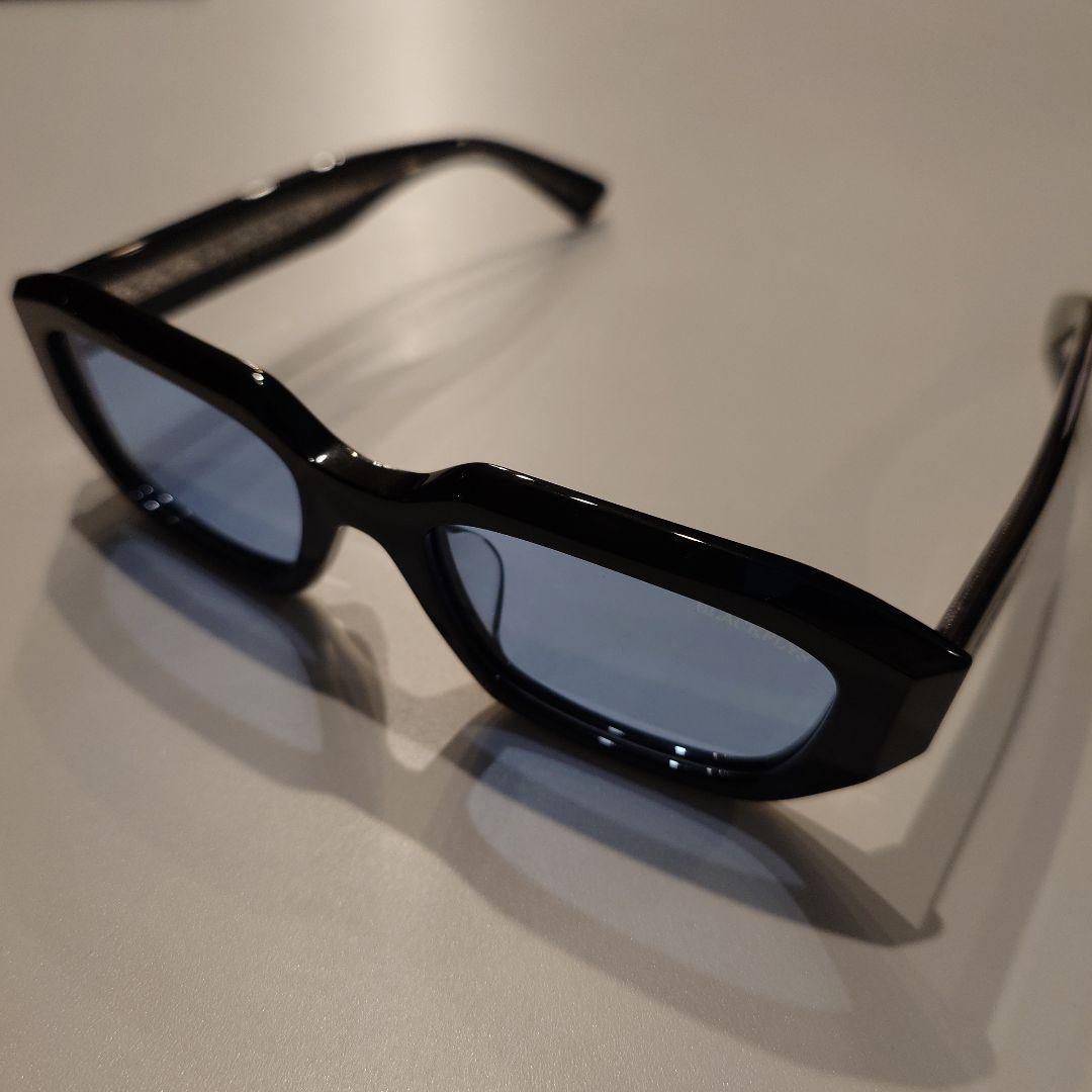 最終値下　新品未使用品　BLACK FLYS サングラス