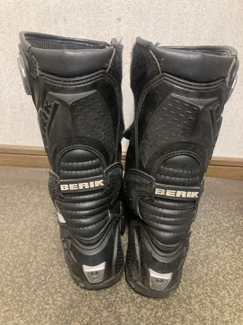 BERIK バイク用ブーツ 42サイズ