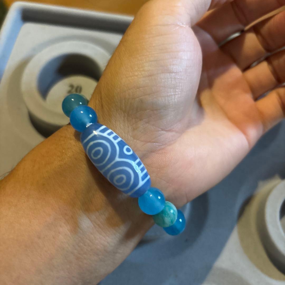 老玉髄龍眼天珠さん！綺麗！青瑪瑙！綺麗！ズーンとくる！アマゾナイトも！