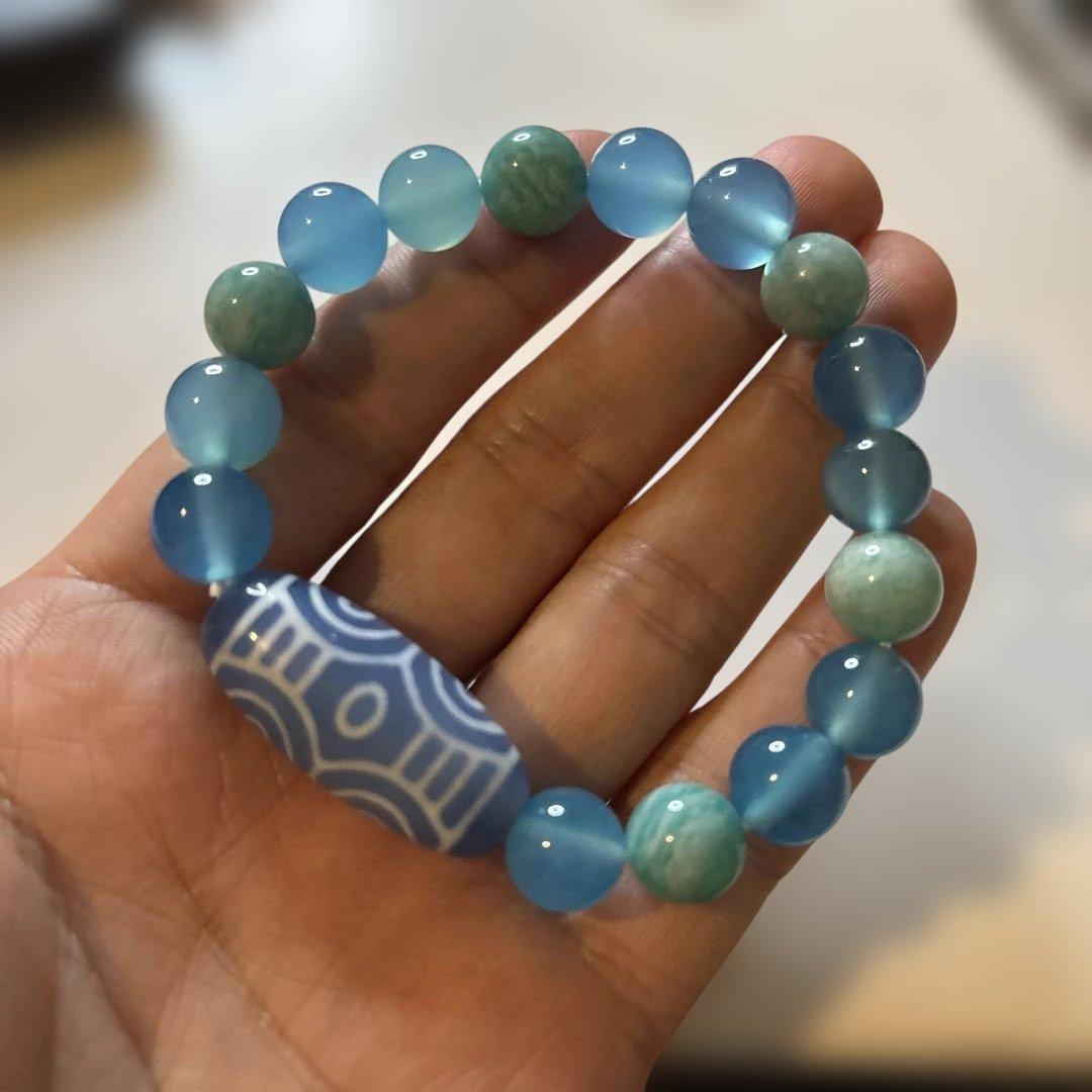 老玉髄龍眼天珠さん！綺麗！青瑪瑙！綺麗！ズーンとくる！アマゾナイトも！