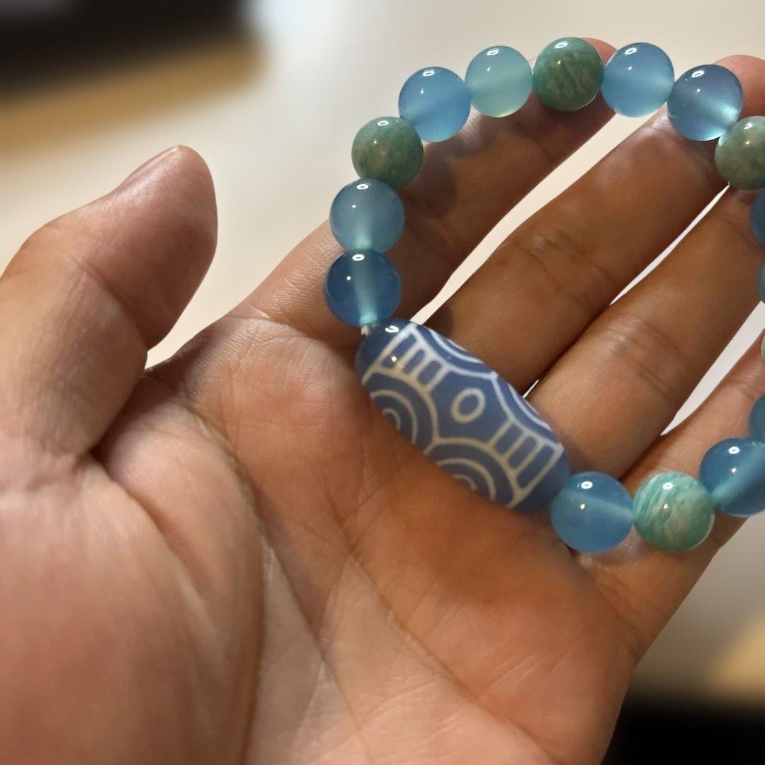 老玉髄龍眼天珠さん！綺麗！青瑪瑙！綺麗！ズーンとくる！アマゾナイトも！