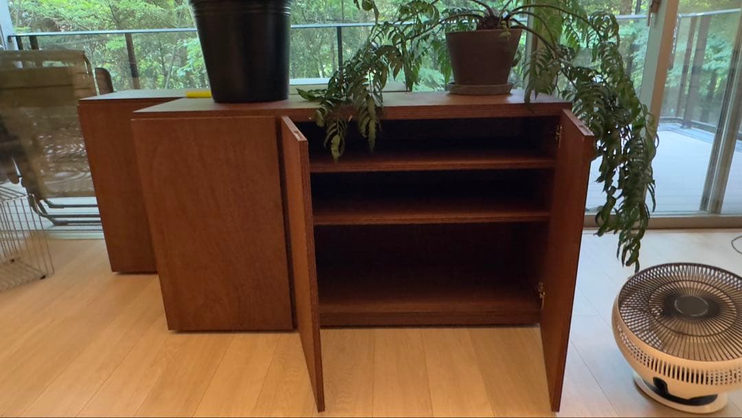 ラスト1点　luft ラワン材キャビネット