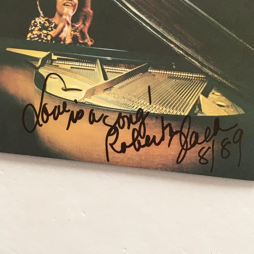 a*a様 直筆サイン入り 希少 入手困難 Roberta Flack やさしく歌