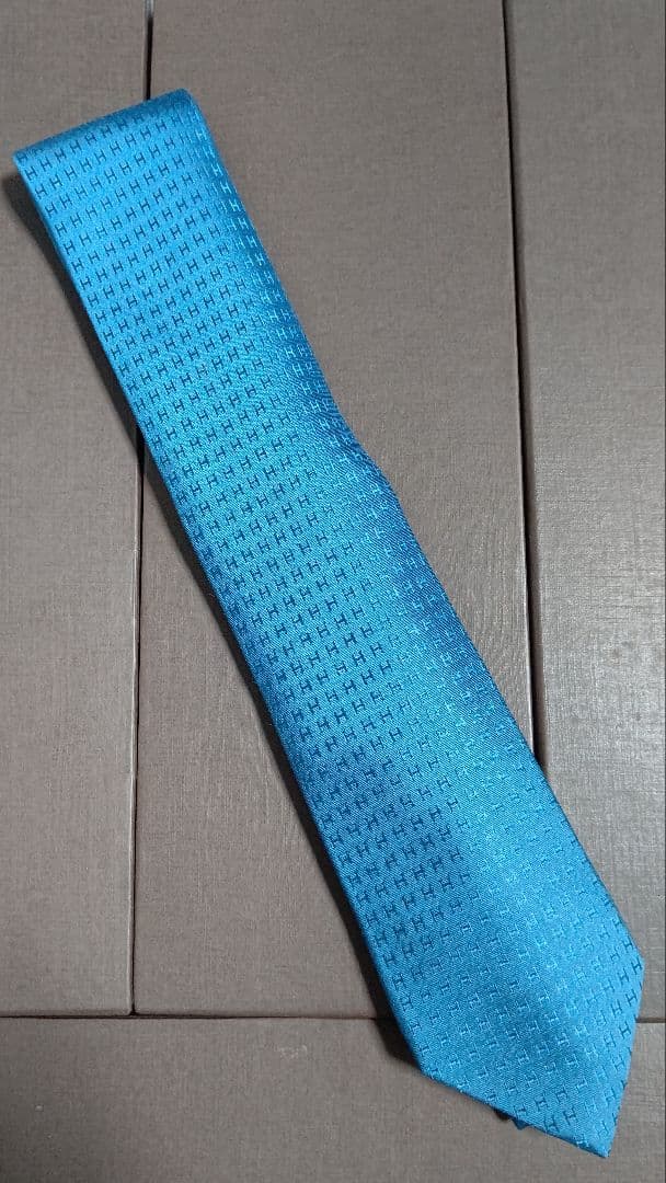 【HERMES】 エルメス②［ネクタイ］H柄　ファソネ　シルク100%