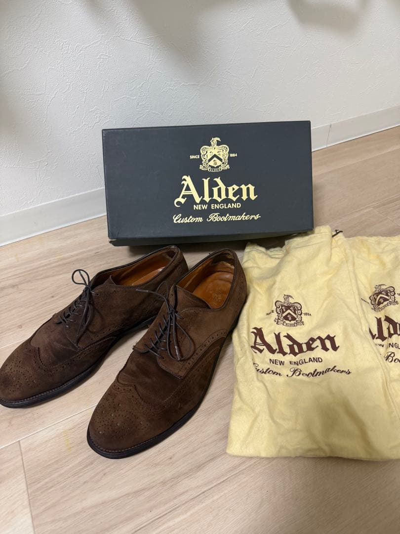 Alden ブラウン スエード ウィングチップ