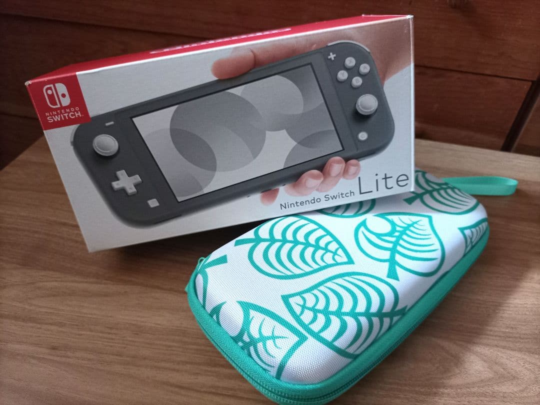Nintendo Switch Lite グレー ケース ガラスフィルムが付き