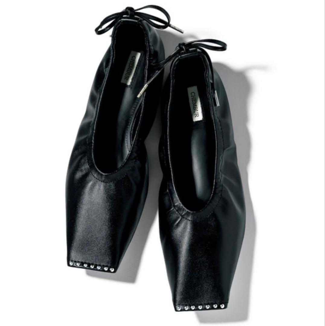 CHEMBUR スクエアフラットシューズ