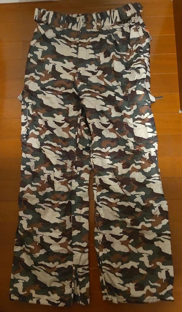 スノーウエア上(GRAVITY)+下(AVALANCHE)+4点 計6点セット