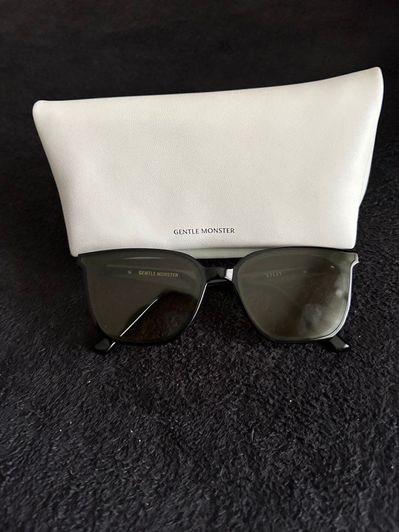 GENTLE MONSTER サングラス ブラック ケース付